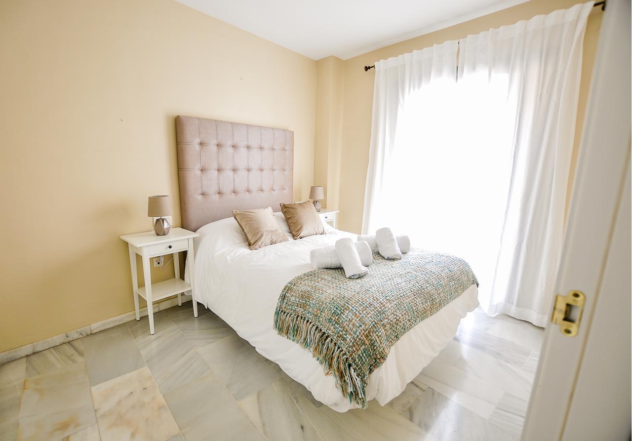 Acogedor Apartamento Junto A Calle Larios By Renthas Leilighet Málaga Eksteriør bilde