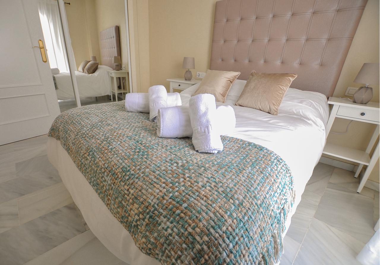 Acogedor Apartamento Junto A Calle Larios By Renthas Leilighet Málaga Eksteriør bilde
