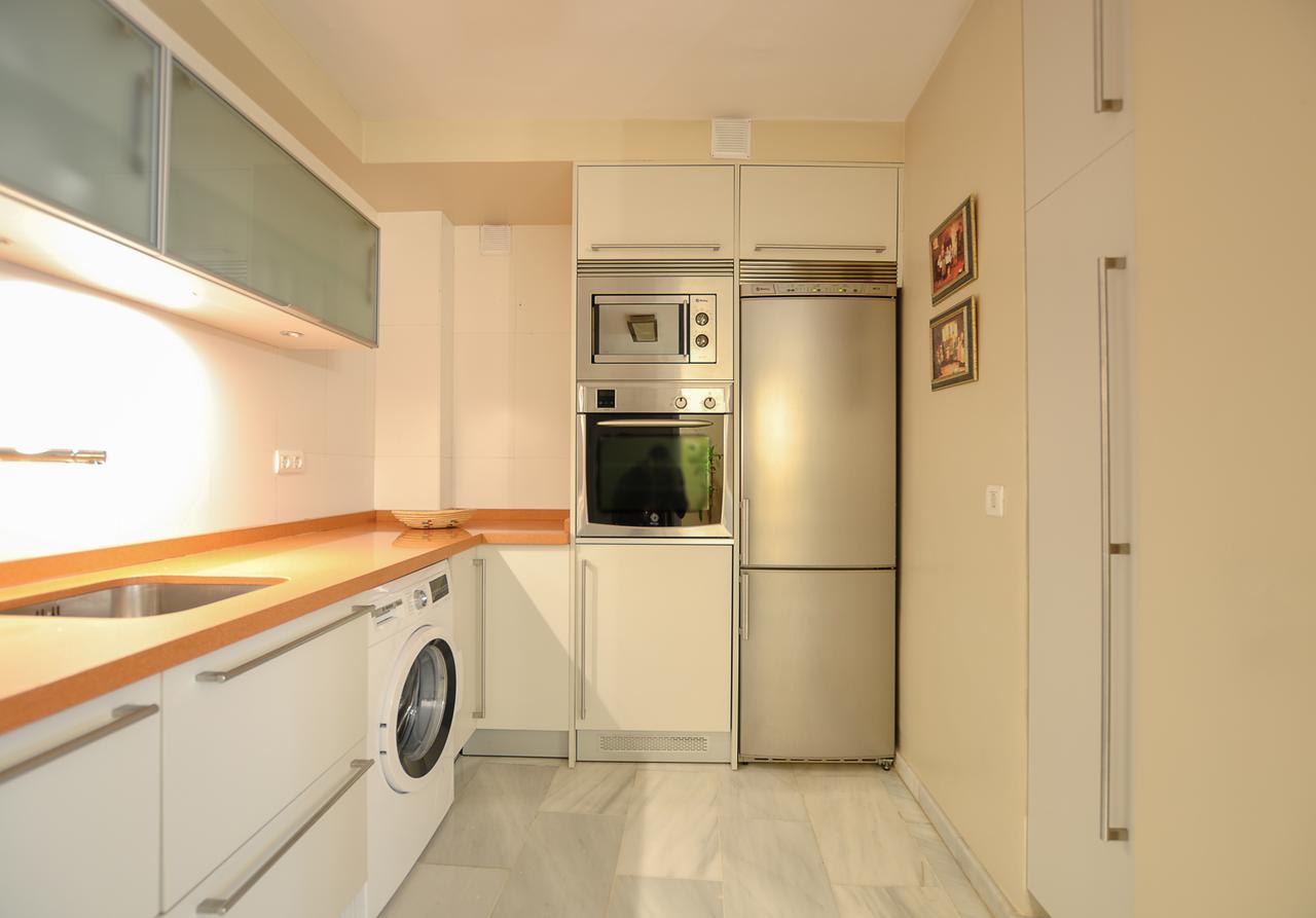 Acogedor Apartamento Junto A Calle Larios By Renthas Leilighet Málaga Eksteriør bilde
