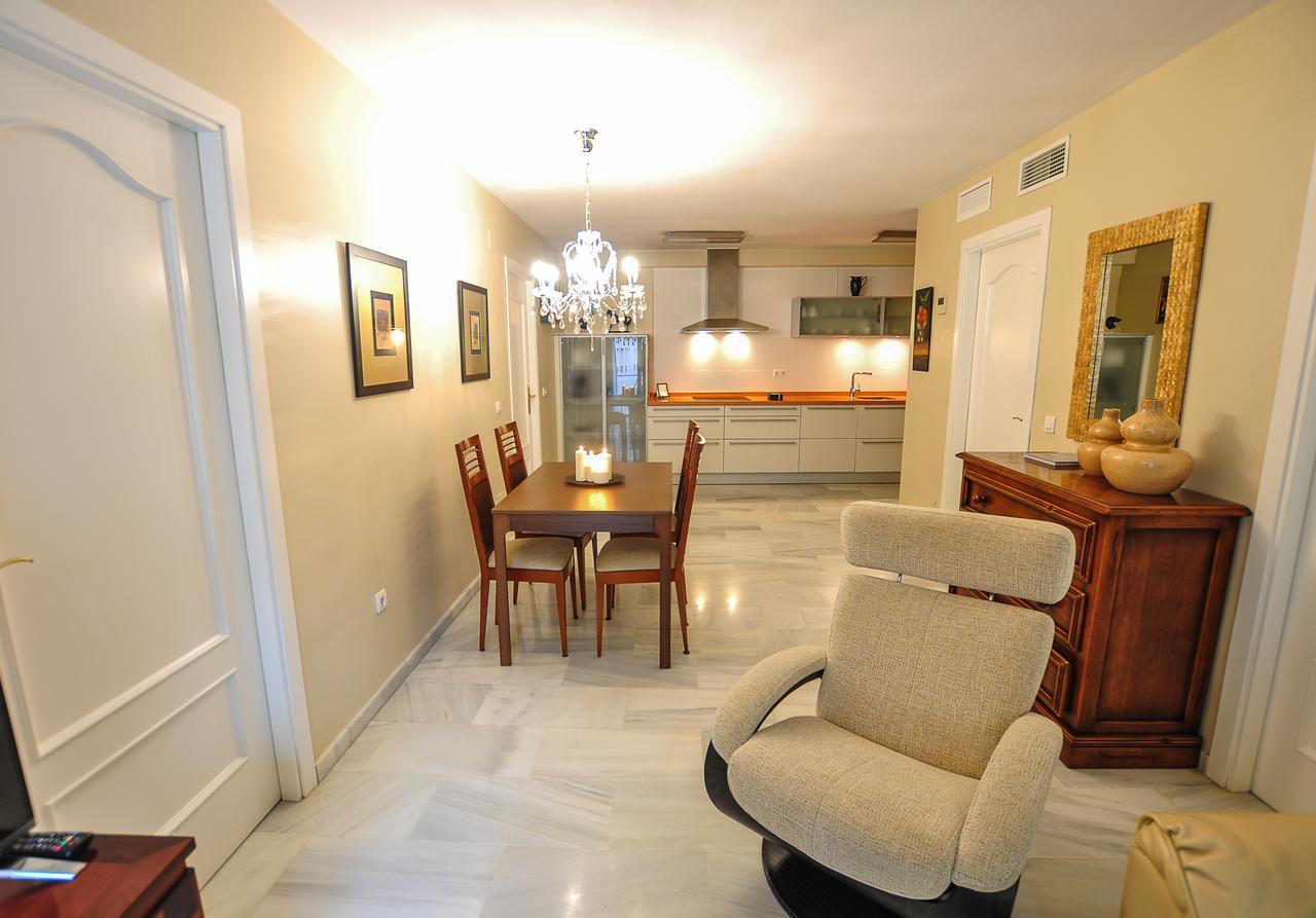Acogedor Apartamento Junto A Calle Larios By Renthas Leilighet Málaga Eksteriør bilde