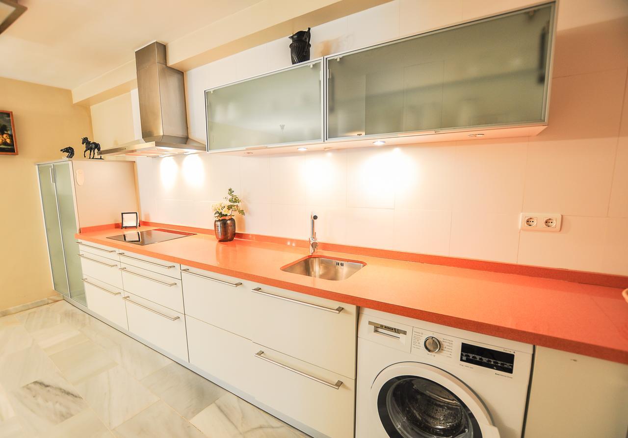 Acogedor Apartamento Junto A Calle Larios By Renthas Leilighet Málaga Eksteriør bilde
